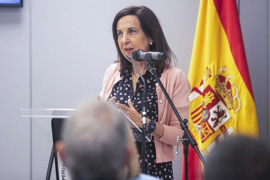 La ministra de Defensa