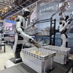 Varios robots