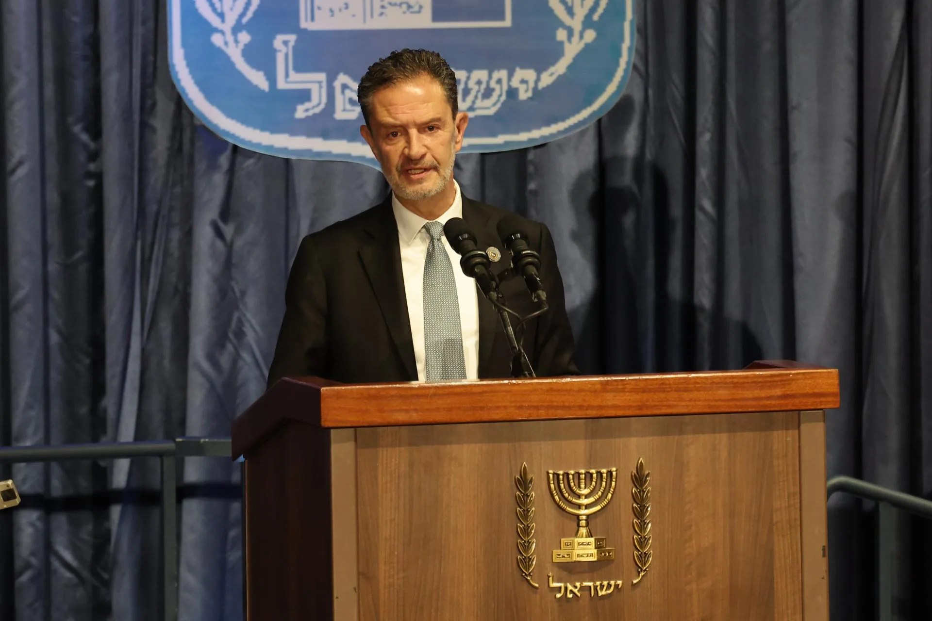 (FILE).- Colombian Foreign Minister Omar Bula speaks during a ceremony marking the opening of Colombia's new embassy in Jerusalem, at the Ministry of Foreign Affairs in Jerusalem, Israel, 14 October 2026. EFE/EPA/ABIR SULTAN