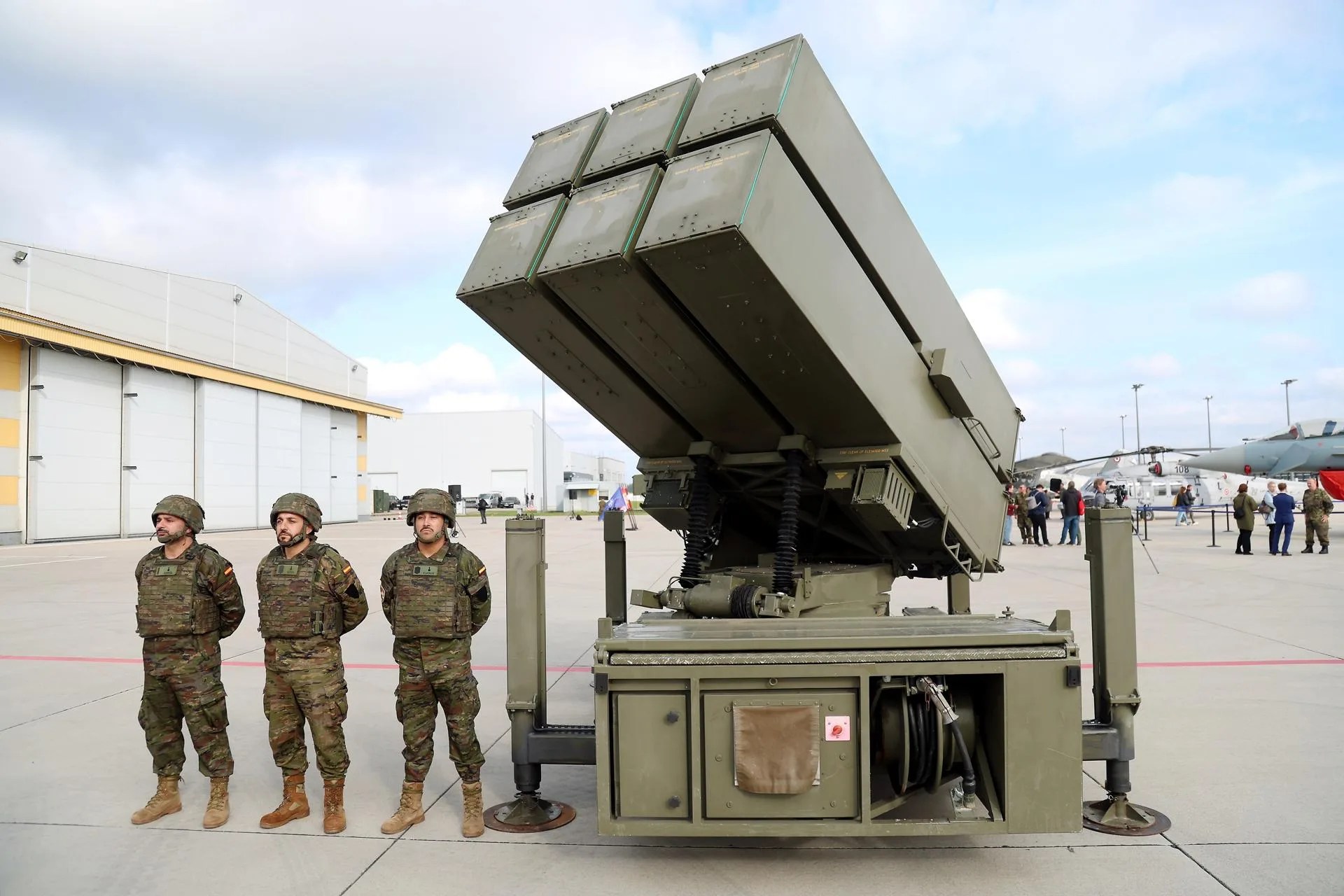 Spanish Air Force staff with a Spanish Air Force NASAMS (National Advanced Surface-to-Air Missile System) ground-based air defense unit during a NATO Media Day at Lielvarde Air Base, Latvia, 01 October 2026. EFE-EPA/TOMS KALNINS