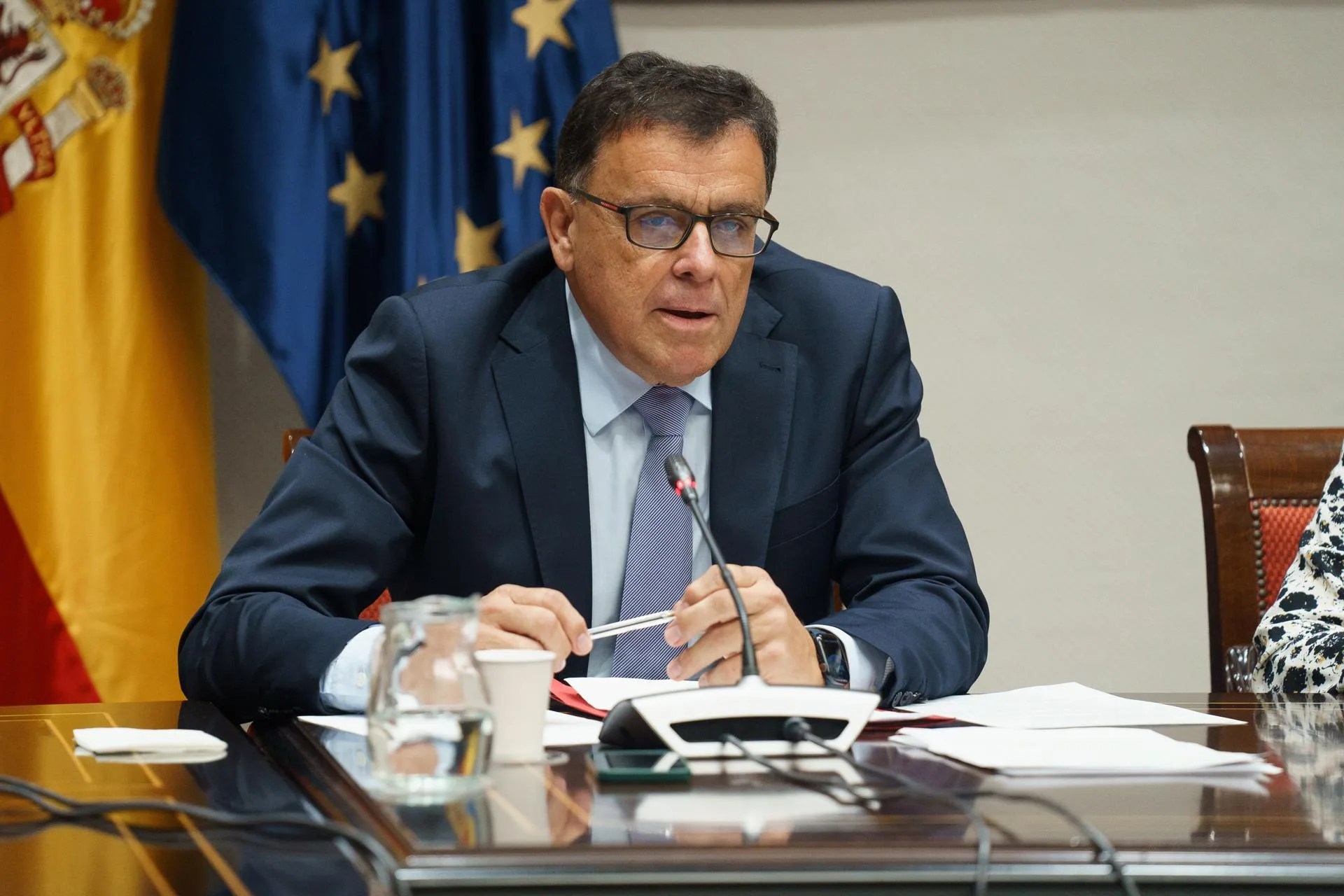Imagen de archivo del consejero de Política Territorial, Cohesión Territorial y Aguas del Gobierno de Canarias, Manuel Miranda. EFE/Ramón de la Rocha