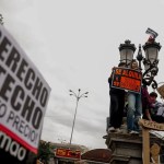 Manifestación convocada por el Sindicato de Inquilinas para denunciar la caída de los decretos de la vivienda.