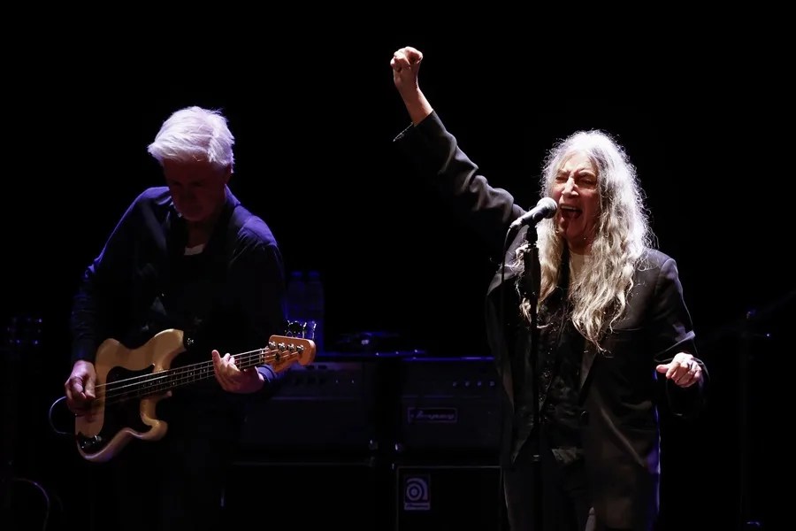 Un millar de voces arropan a Patti Smith 50 años después de su presentación en España