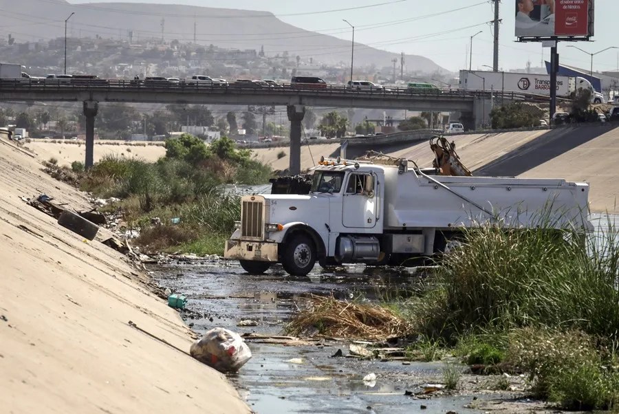 La contaminación del río Tijuana cruza a Estados Unidos y escala hasta el T-MEC