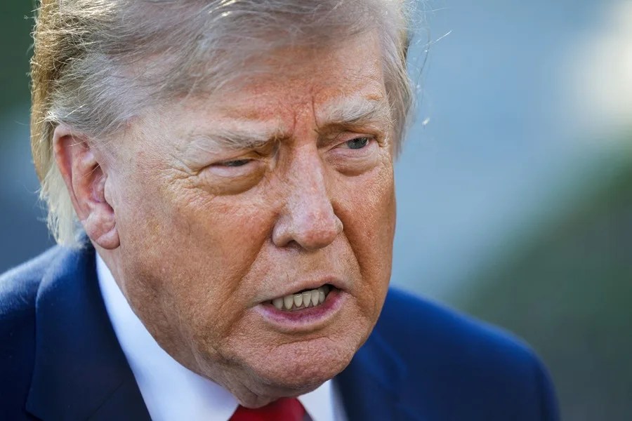 Trump solicita al Supremo reanudar la construcción del muro fronterizo en Texas