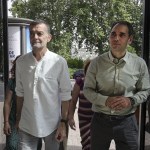 El coordinador general de IU, Antonio Maillo (i), y el coordinador de Izquierda Unida de Andalucía, Toni Valero
