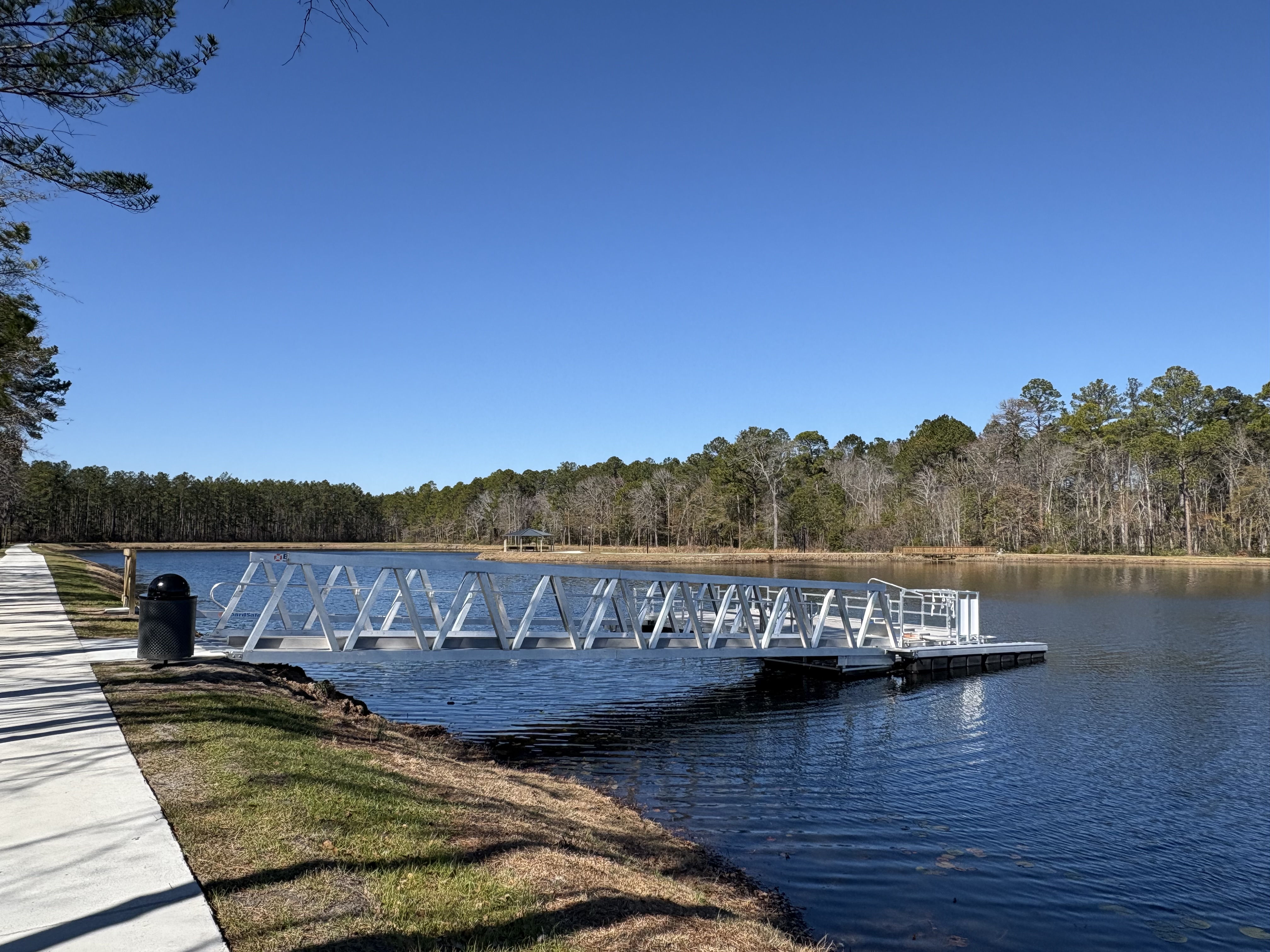 Exploring Baker Park: A Delightful Walking Trail And Fishing Spot