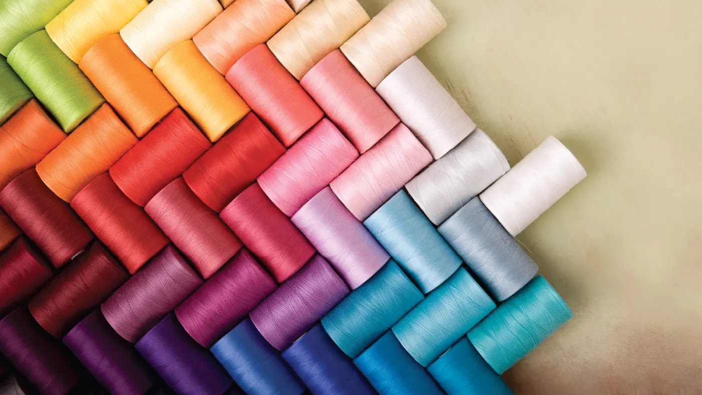 L Ayne On Threads - Sunset Pattern Collection - 4K Quality