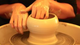 Pi Seramik Cocuk Atolyesi Ve Oyun Grubu Istanbul Anneysen