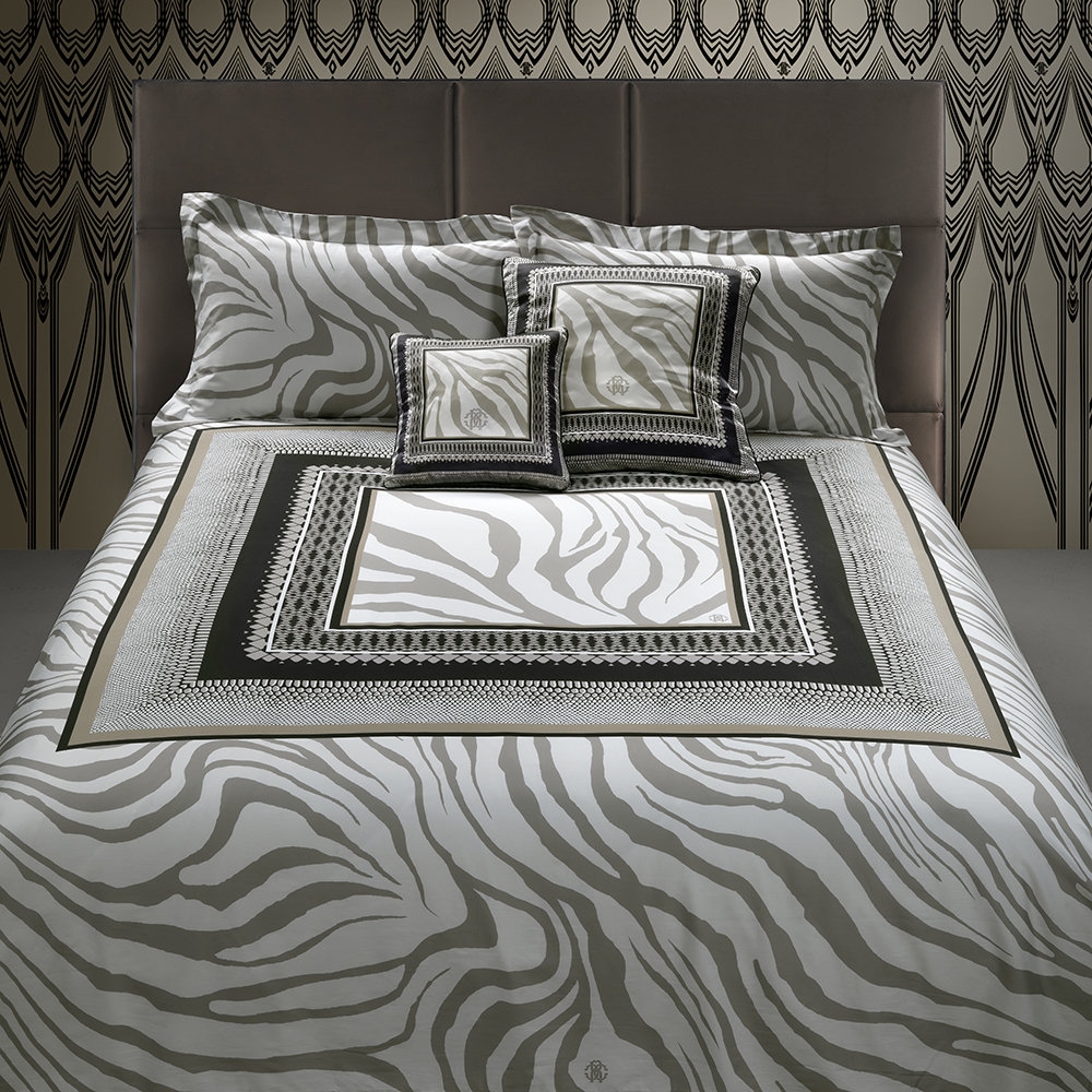 Completo lenzuola matrimoniale roberto cavalli zebra patch. Copripiumino Matrimoniale Con Cavalli