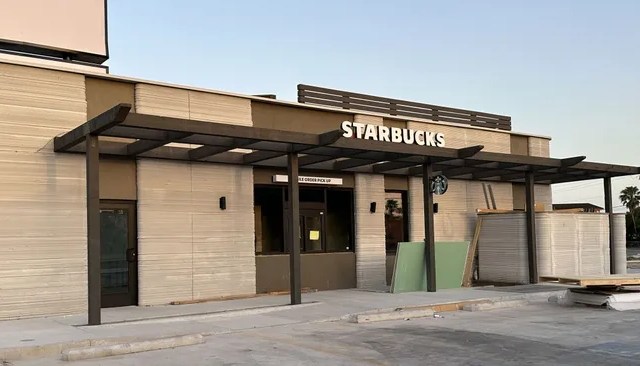 Starbucks in 3D