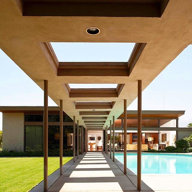 The architecture on Frank Sinatra’s former home