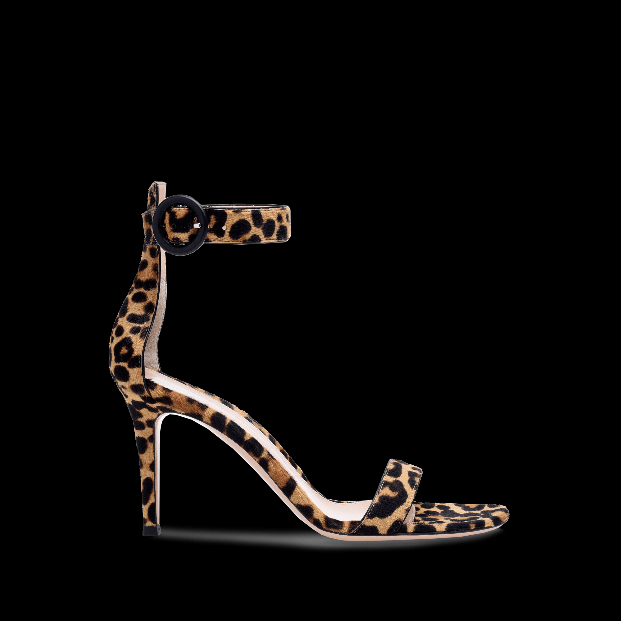 Beautiful Gianvito Rossi shoes, one of my favorite go-to’s