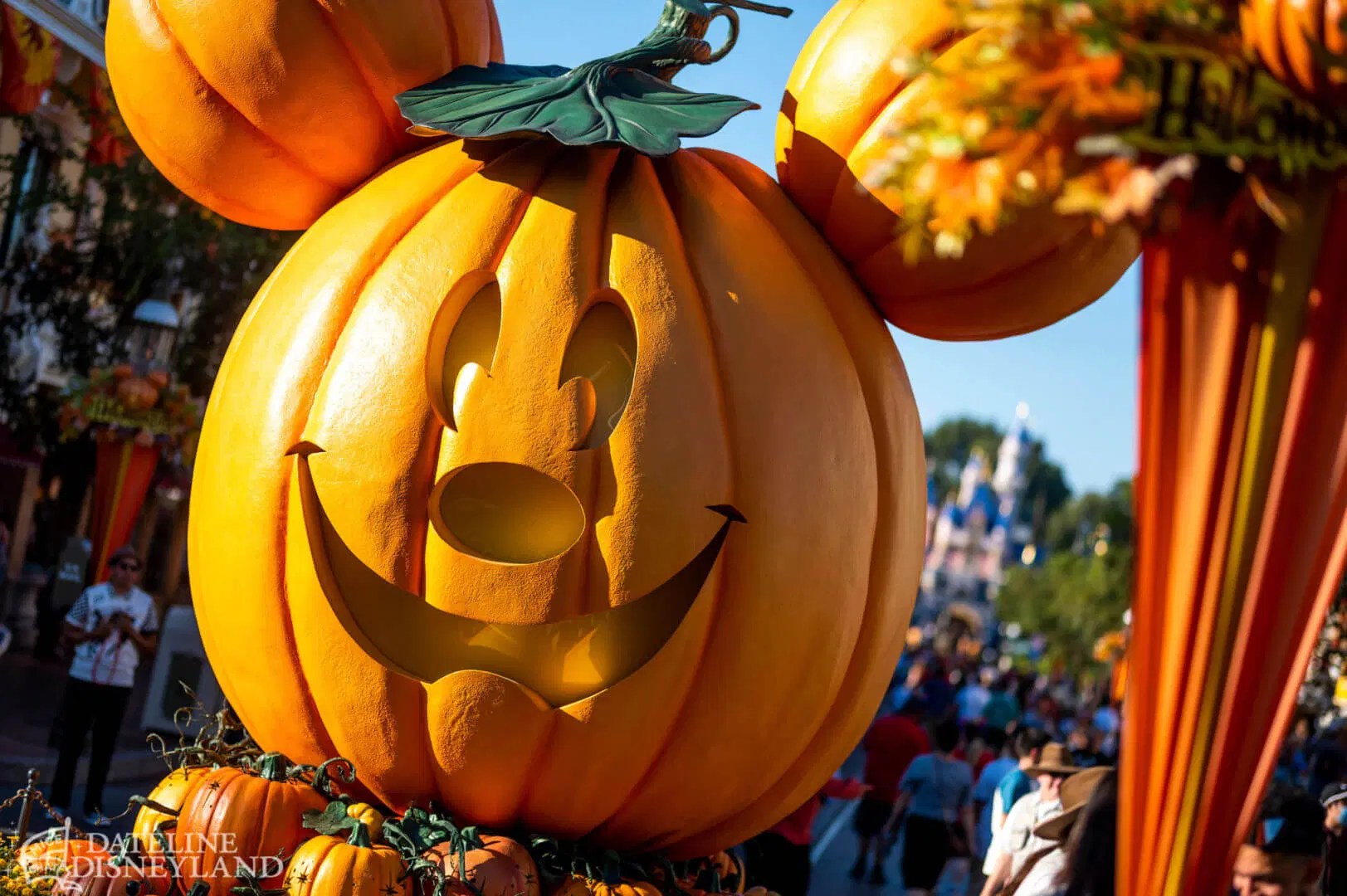 Tickets for the former will cost $129 for children and $139 for adults. Disneyland Halloween Time And Oogie Boogie Bash Dates And Details 2022
