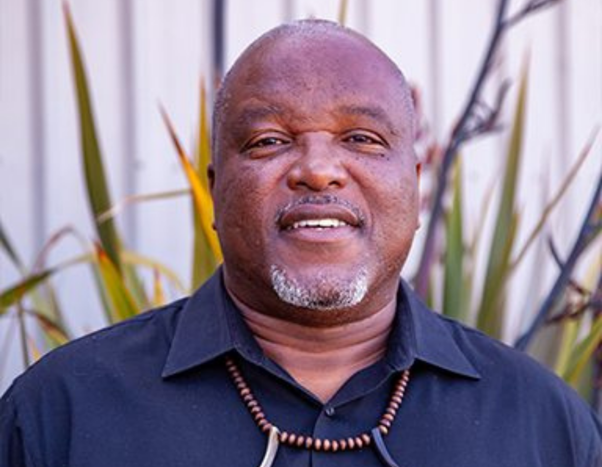 headshot of troy williams