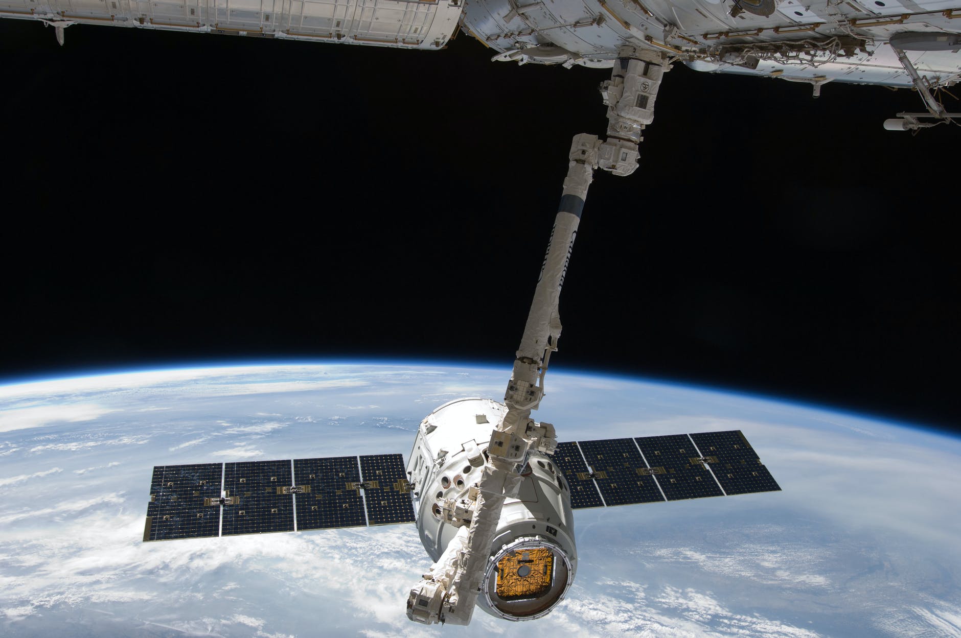 atlacomulco-dona-componentes-electricos-uaem-fabricaran-nanosatelite
