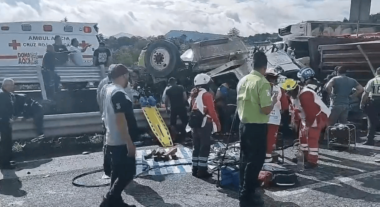 Rapiña en accidente sobre el Arco Norte tramo Acambay - Atlacomulco