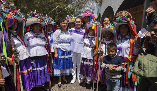 En Querétaro, el FAISPIAM beneficia a 176 comunidades indígenas otomí, pame y huasteco. En Amealco de Bonfil son 39 con 43.1 mdp asignados.