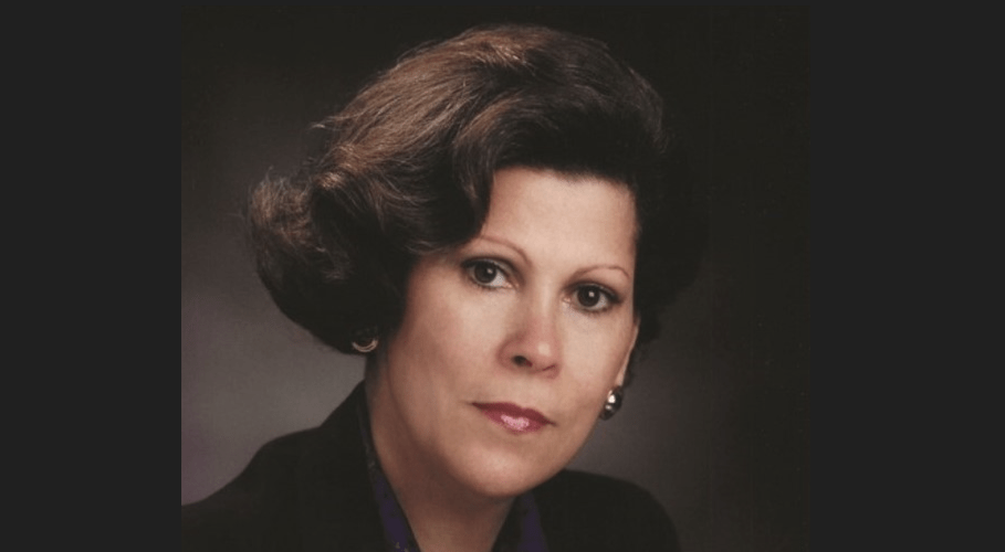 Dra. Antonia Coello Novello