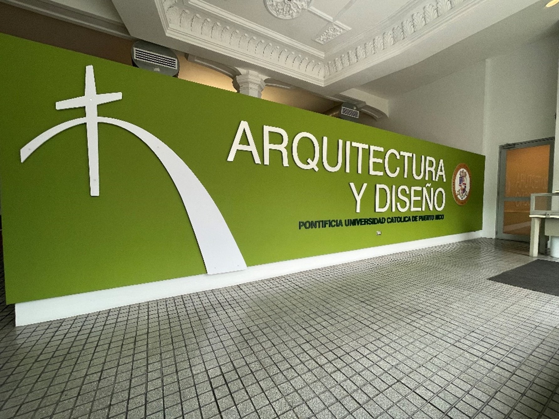 Arq. Luis V. Badillo