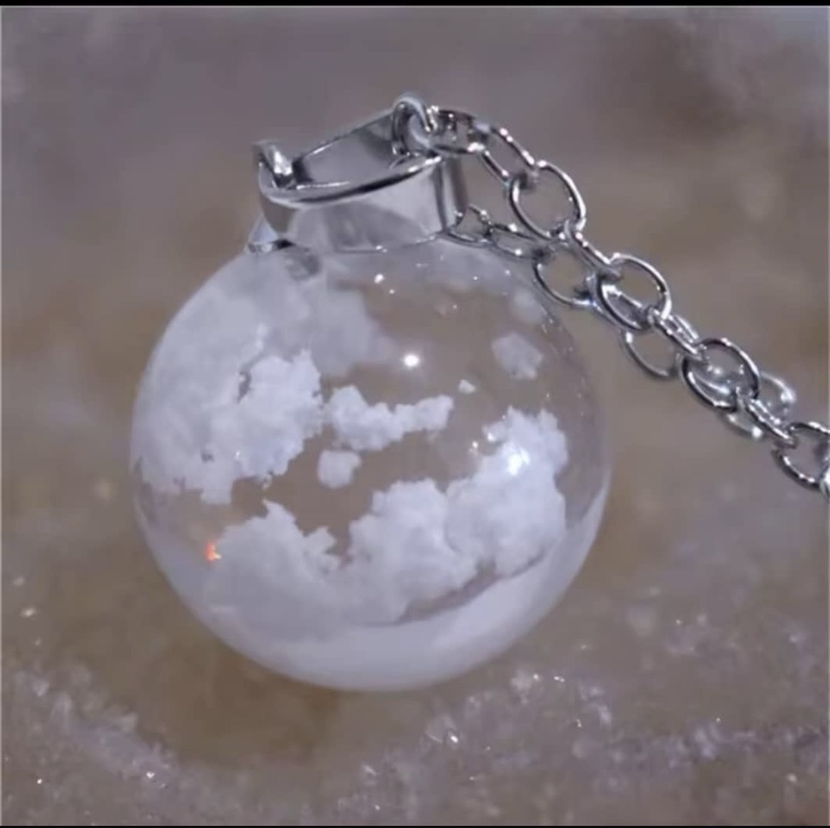 Collar de nubes