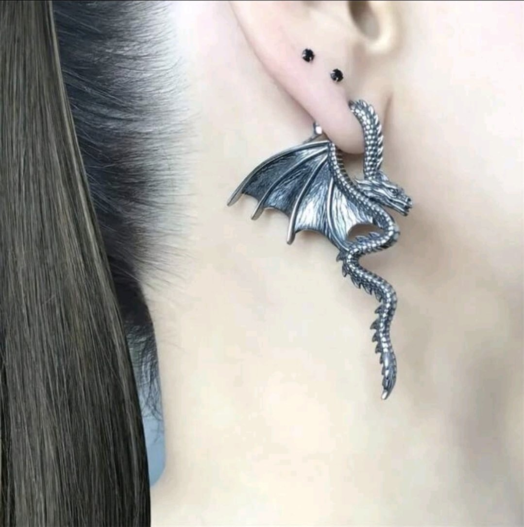 Dragones
