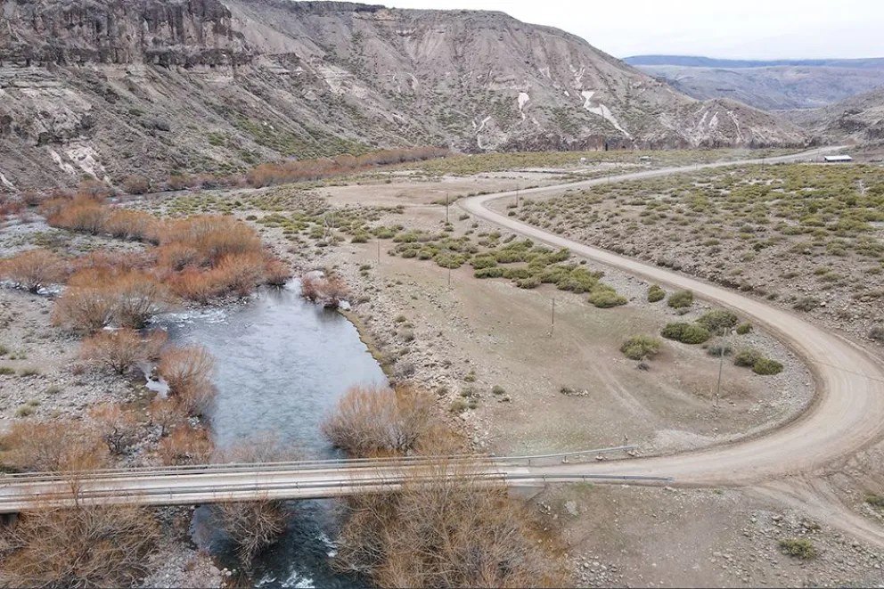 noticiaspuertosantacruz.com.ar - Imagen extraida de: https://elconstructor.com/el-banco-mundial-aprobo-150-millones-de-dolares-para-las-obras-neuquinas/