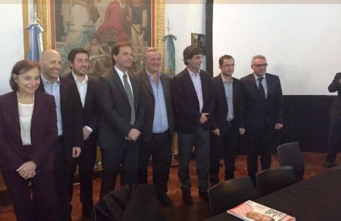 De la Torre: "Buscamos simplificar la vidad de los que invierten y generar tranajo en la Provincia"