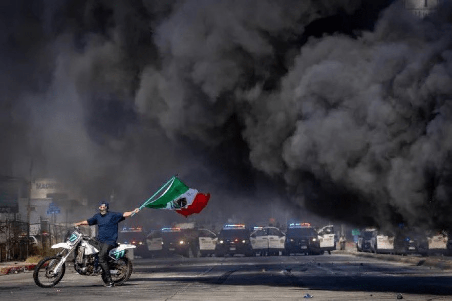 Estallan protestas en EE.UU. tras redadas de ICE