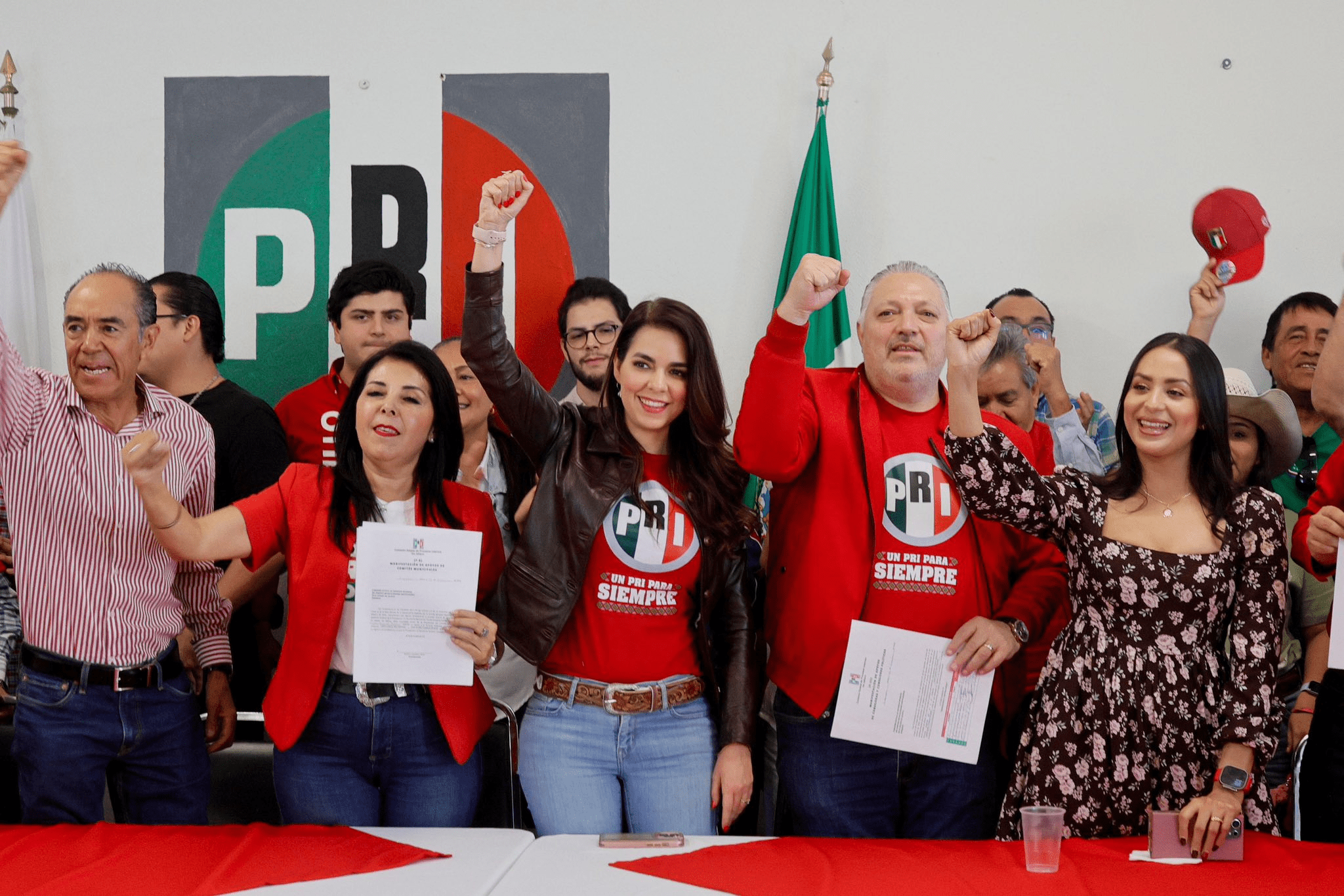 ¿Reelección o error estratégico? Laura Haro y la sombra de Alito Moreno en el PRI