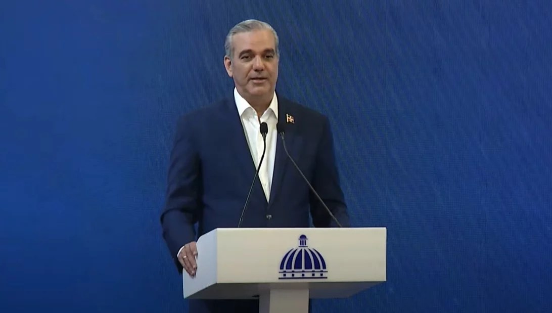 “tengo amigos, pero no cómplices”