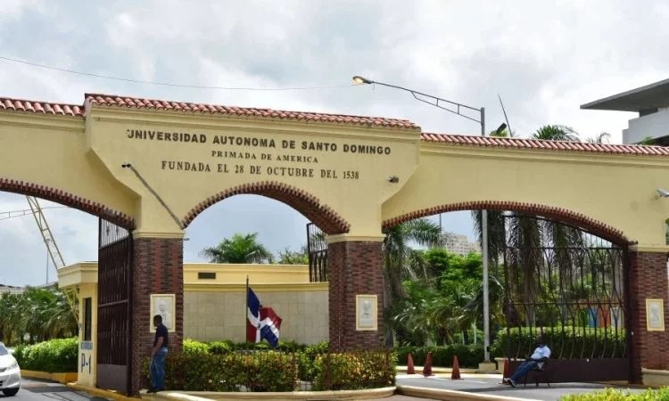 UASD suspende docencia y labores administrativa por condiciones del clima