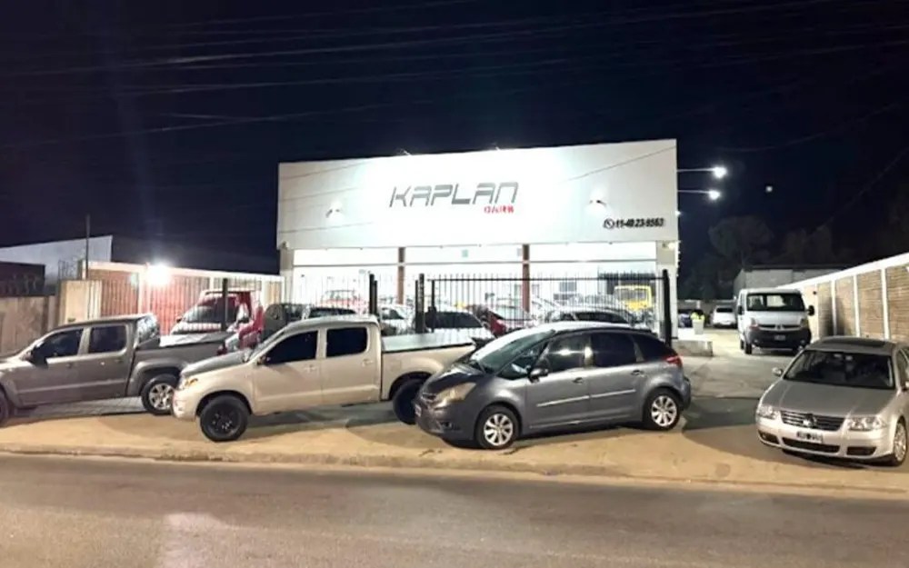 Fachada de la concesionaria de Matheu fue fue robada el sábado a la noche.