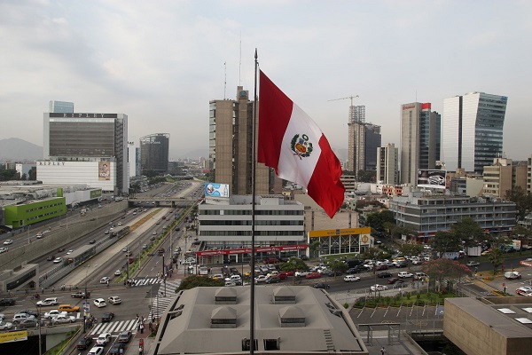 Perú cierra 2025 con un deuda fiscal del 2.2%, uno de los más bajos de Latinoamérica