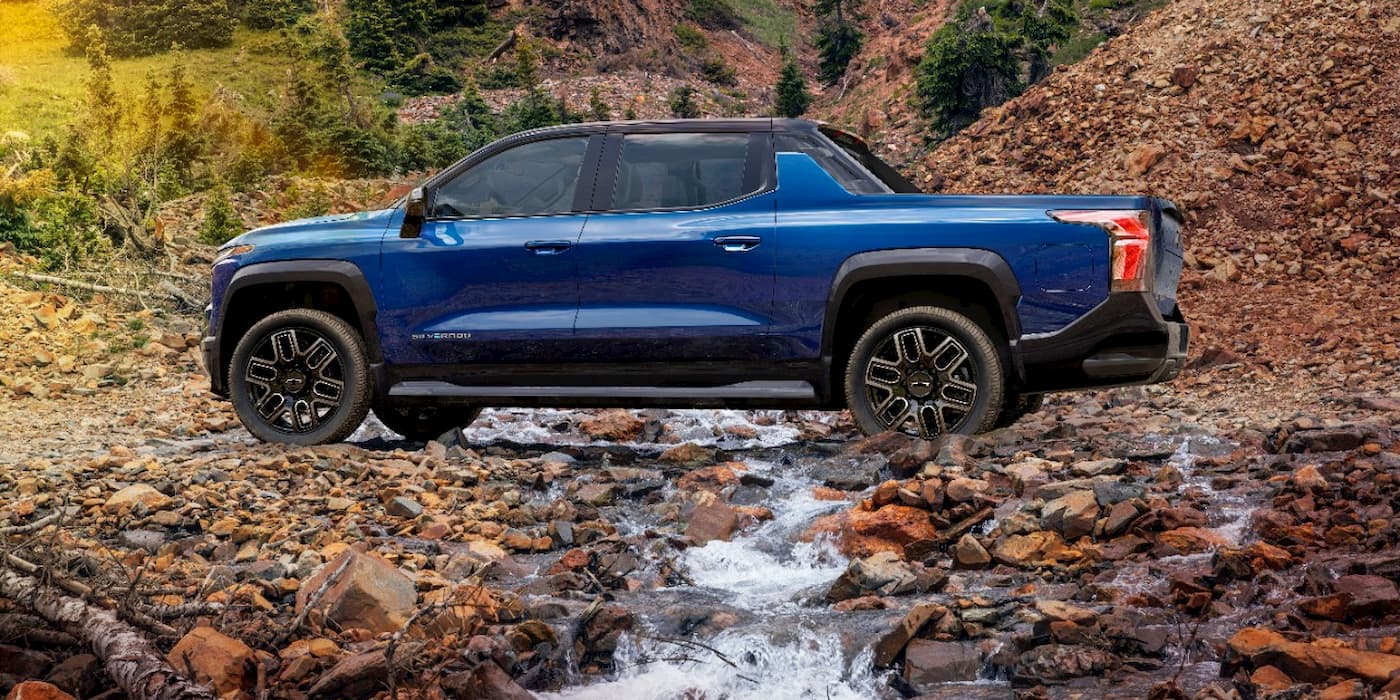 2024-Silverado-EV-RST-042.jpeg?w=1500&qu