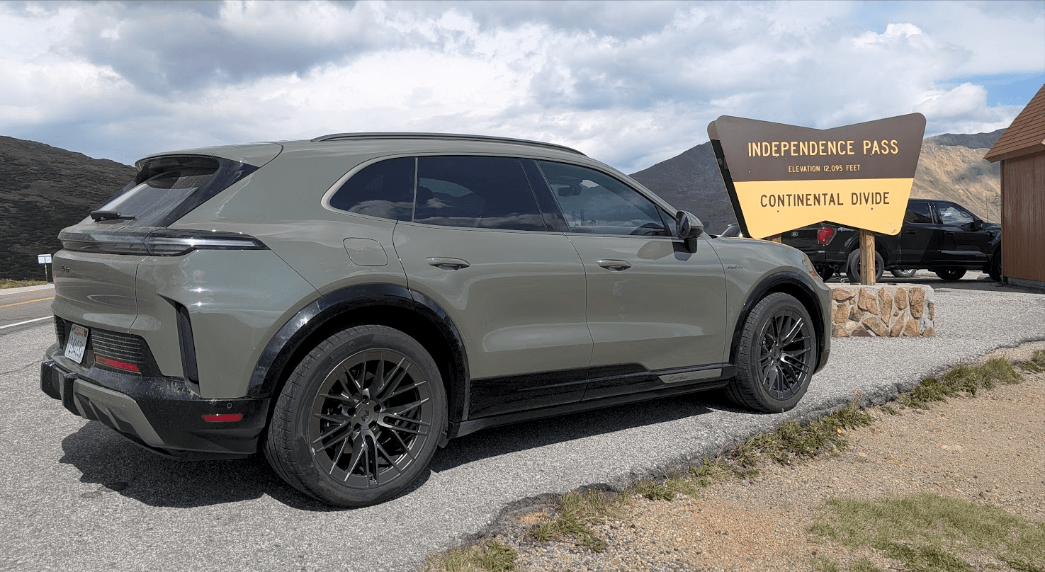 Cayenne Turbo EV