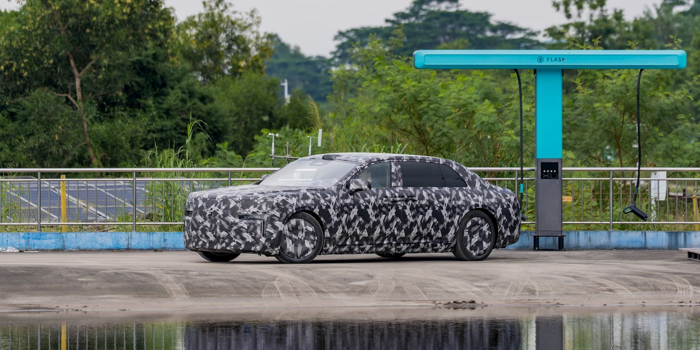 BYD-ultra-luxury-EV-spotted