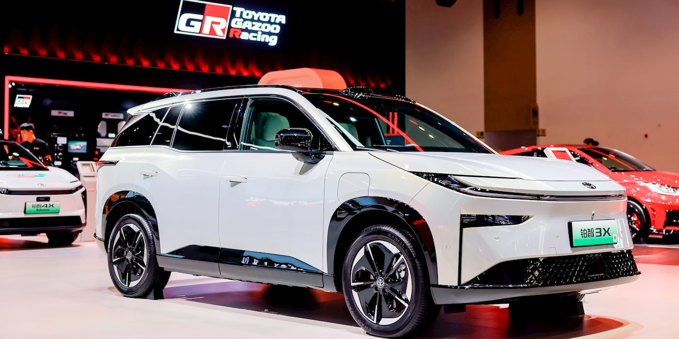 Toyota-extended-range-EV