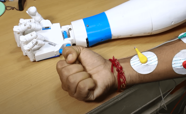 Arduino Robotics Projects - ElectronicsHacks