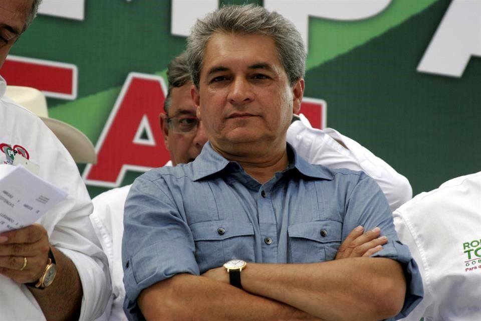 Yarrington en un evento de campaña del candidato asesinado Rodolfo Torre Cantú en 2010