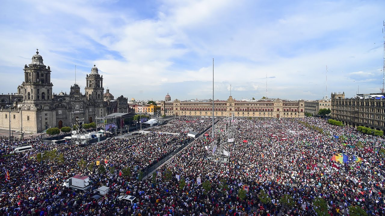 Morena prepara movilización masiva para mitin de AMLO - Elefante Blanco