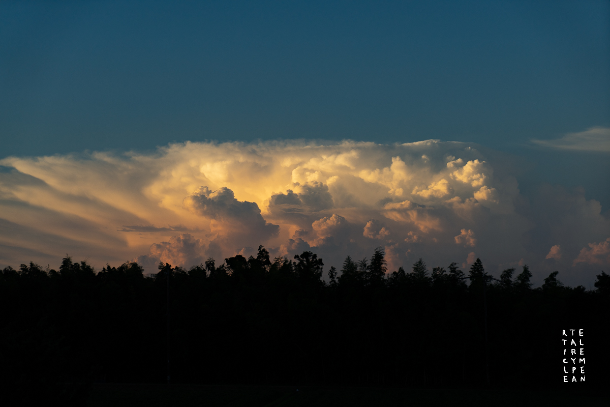 Sunset and Lightning | 夕焼けと稲光 4K Video Diary 2023.08