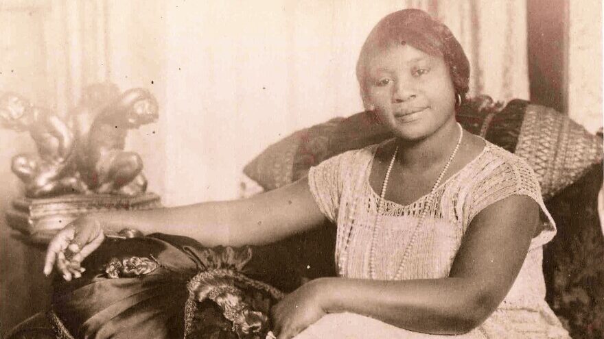 Picture of the real Sarah Rector who is played by Naya Desir-Johnson-in Sarah Oil's movie.
