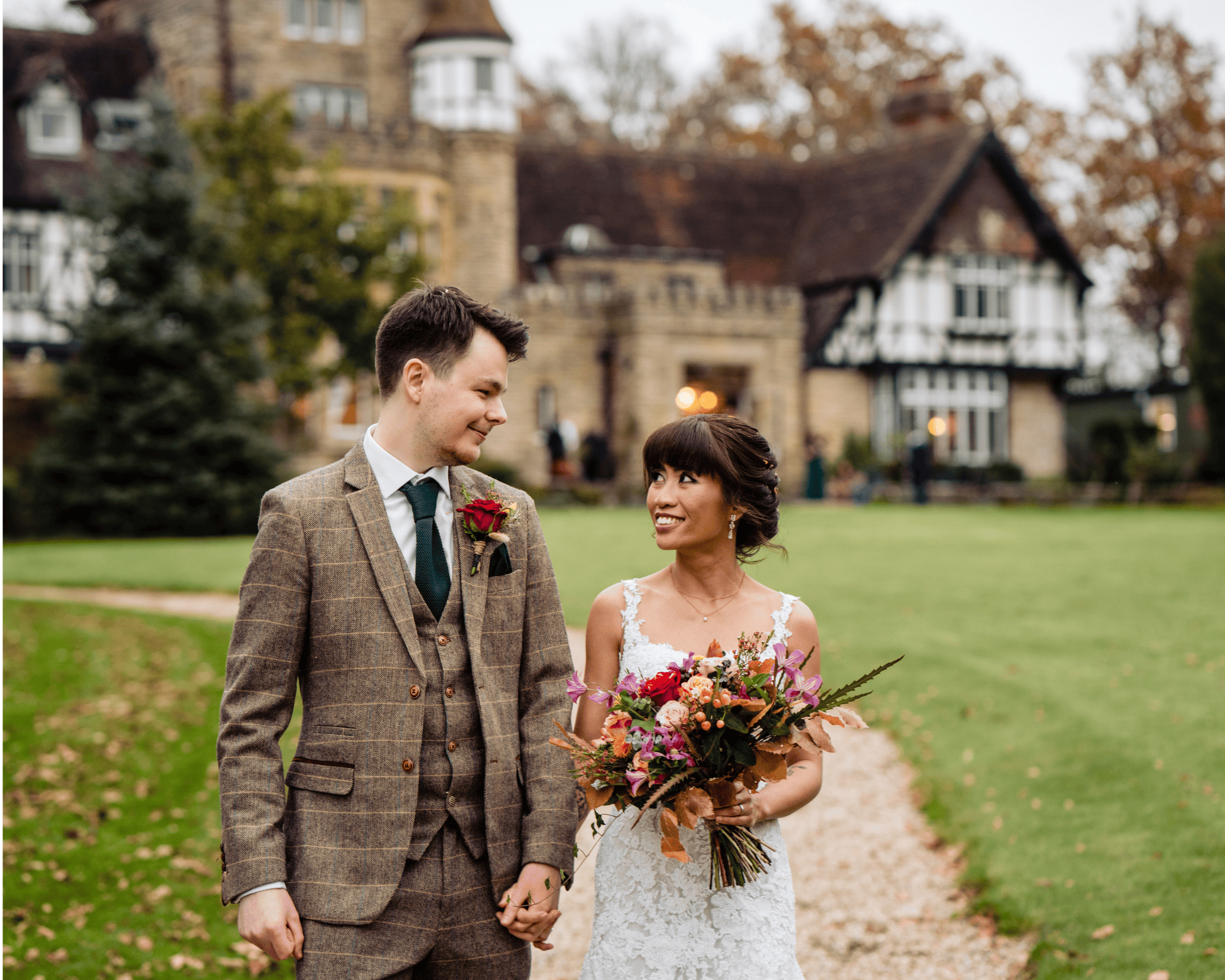 June & Paul wedding at The Ravenswood