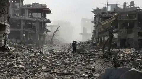 إسرائيل تستلم تابوت رهينة تدّعي حماس أنه لجثة