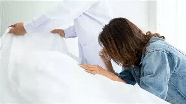 تفسير حلم وفاة الأم