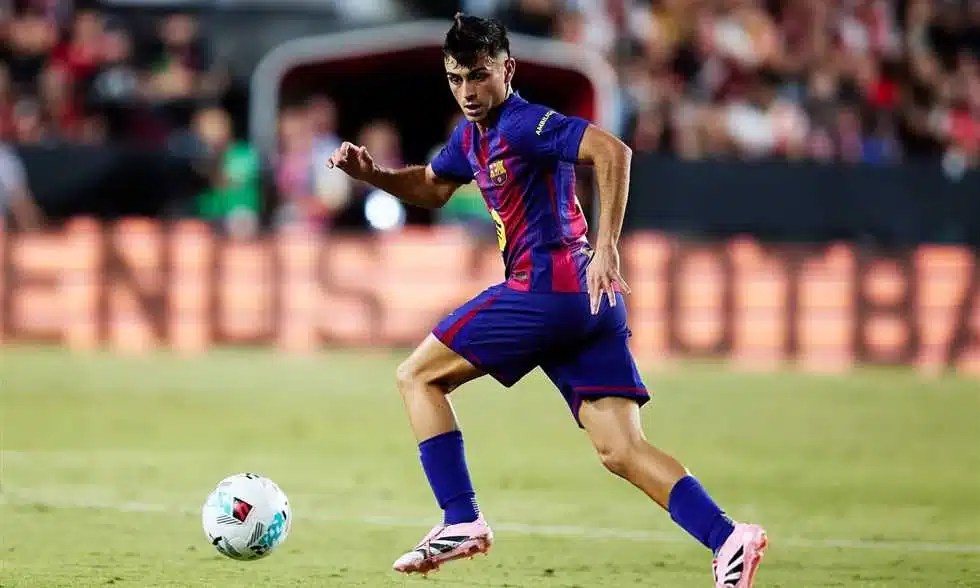 برشلونة يعلن إصابة بيدري وغيابه