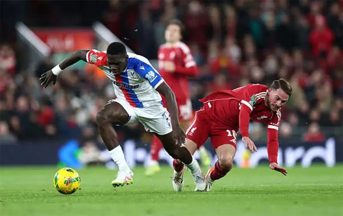 كريستال بالاس يهين ليفربول ويطيحه من كأس كاراباو