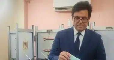 وزير الثقافة يصوت: البرلمان القادم صوت الحرية