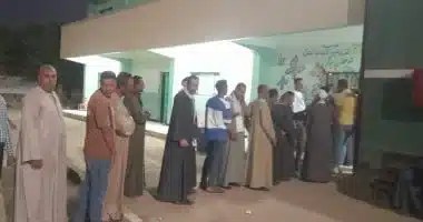 الإقبال الواسع على لجان أسيوط في انتخابات النواب